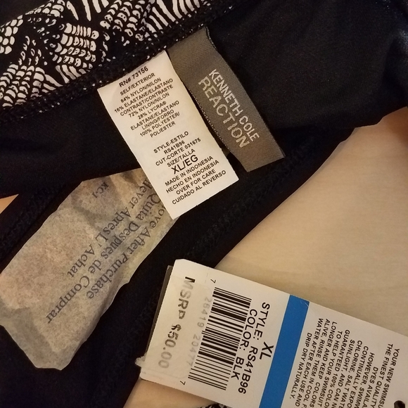 Kenneth cole reaction  a4 - Picture 4 of 5